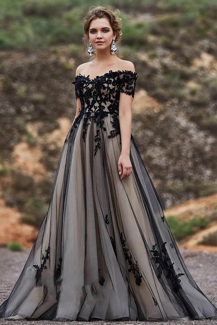 Robe de Mariée Princesse Noire Florale – Morgana